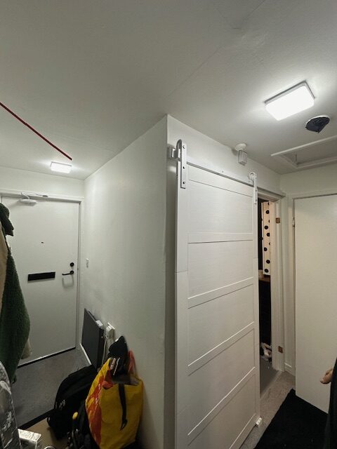 sliding door